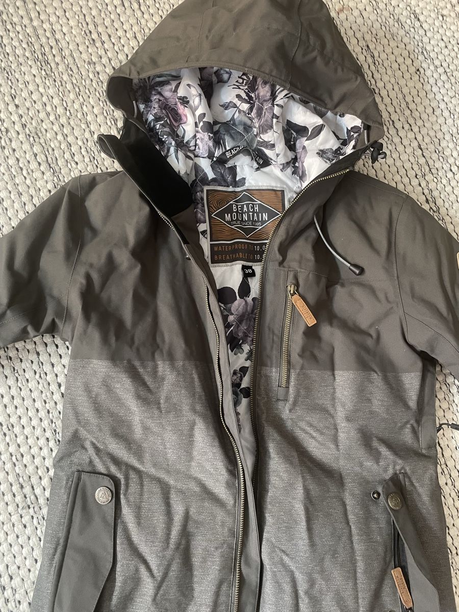Giacche: Snowboardjacke Beach Mountain Gr. 38 – Usato da Zürich venduto da nadiin03 1