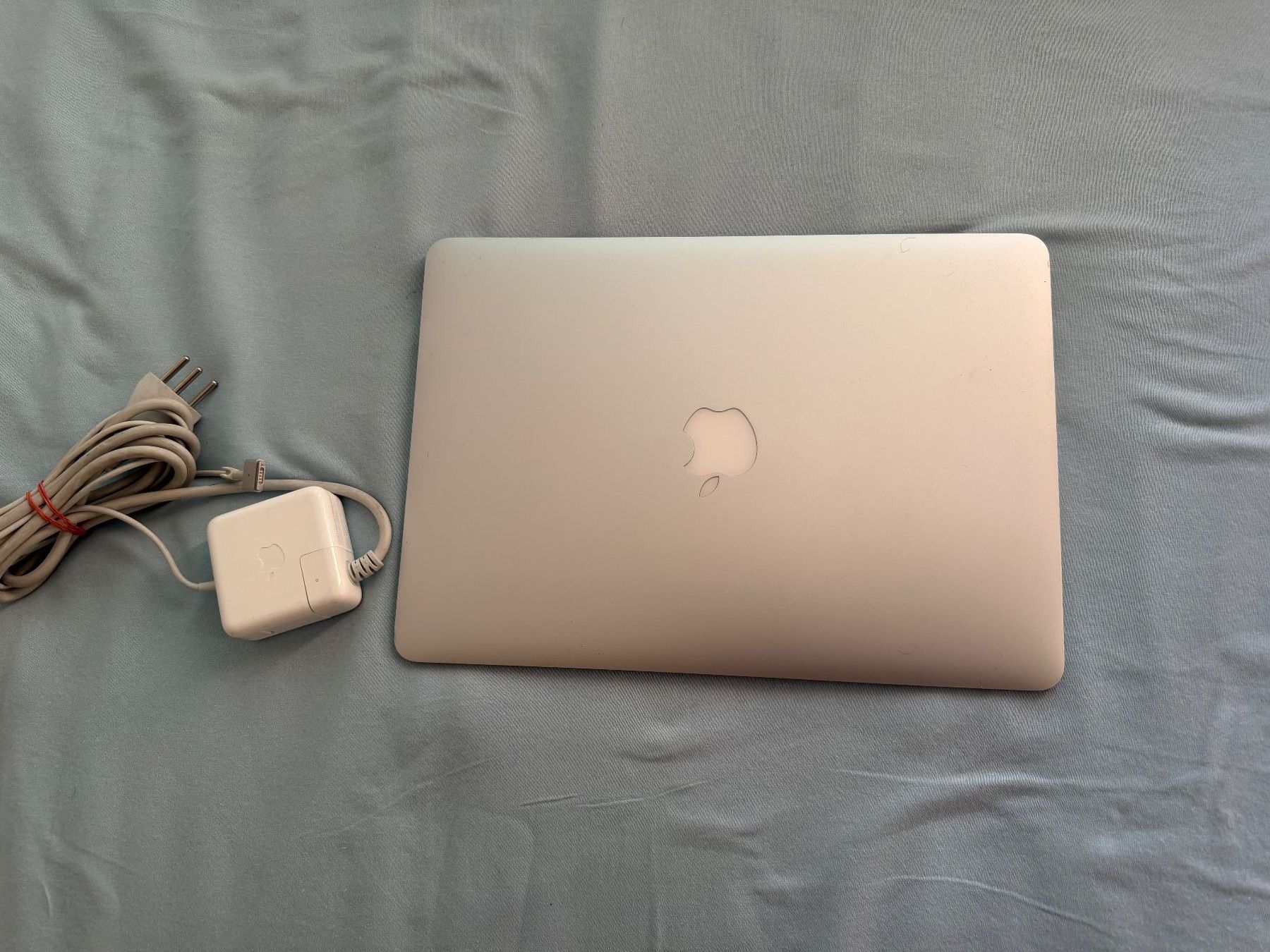 Apple Notebook: MacBook Air 13" Core i5, 8GB Ram – Usato da Aarau venduto da KorgPA