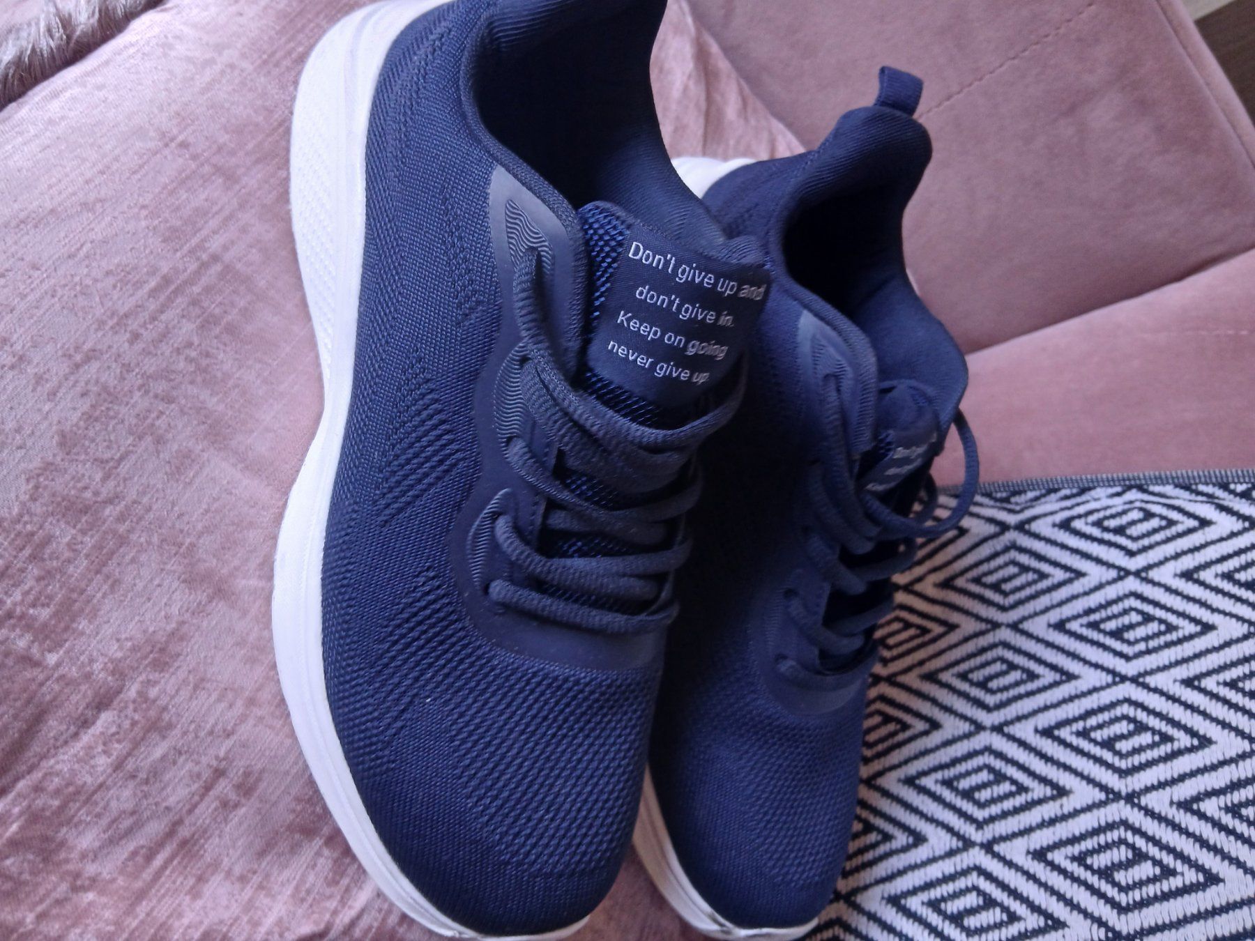 Damenschuhe: Sneaker dunkelblau Gr 39 wie neu – Gebraucht aus Brütten von ver_jql7 3