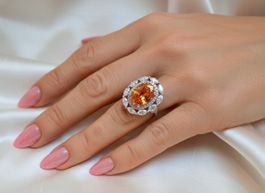 Bague exceptionnelle Saphir orange