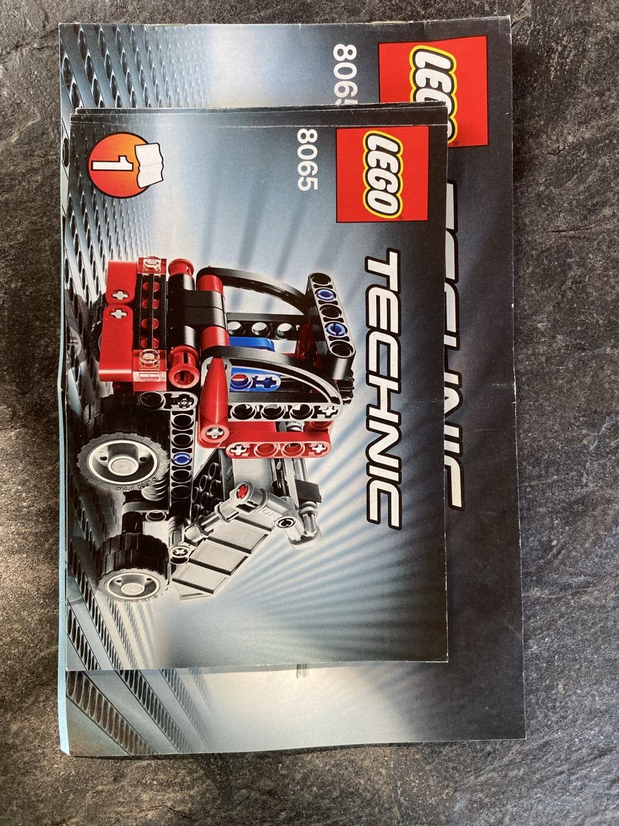 Lego Jeux de construction: Lego Mini Kipplaster # 8065 – D'occasion à Egliswil par sil_x8hr