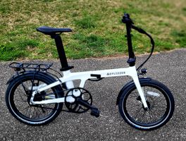 Ultraleichtes Carbon E-Faltrad nur 16.5 kg  Riemenantrieb 