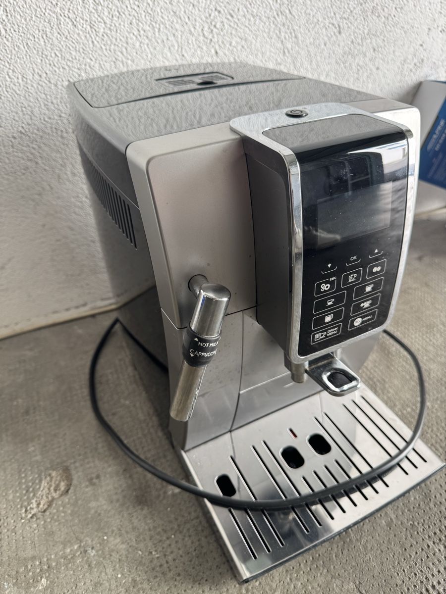 De'Longhi Kaffeemaschinen & Espressomaschinen: Macchina caffè DeLonghi Dinamica  – Defekt aus Renens VD von nic_7dnb 1