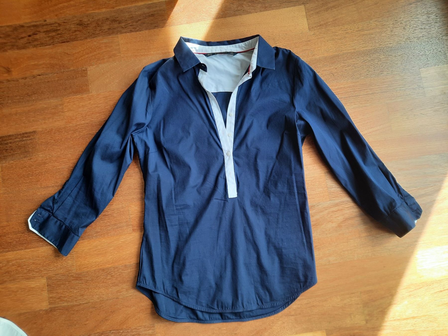Zara Camicette: ZARA  2 Damen Blusen Gr.M - ein Preis  ! – Usato da Buchs SG venduto da miska01 2