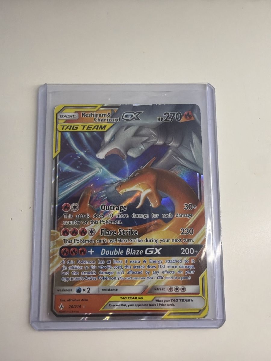 Pokémon Carte collezionabili: Reshiram Charizard Tag Team 20/214 – Usato da Winterthur venduto da Baggio2
