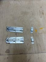 2 Metallriegel, Metallschloss