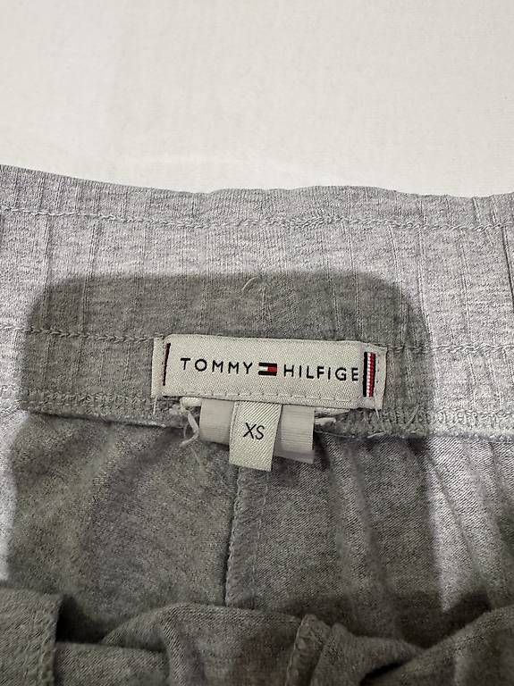 Pantaloni: Tommy Hilfiger Shorts – Usato da Wettswil venduto da mia_ql62 2