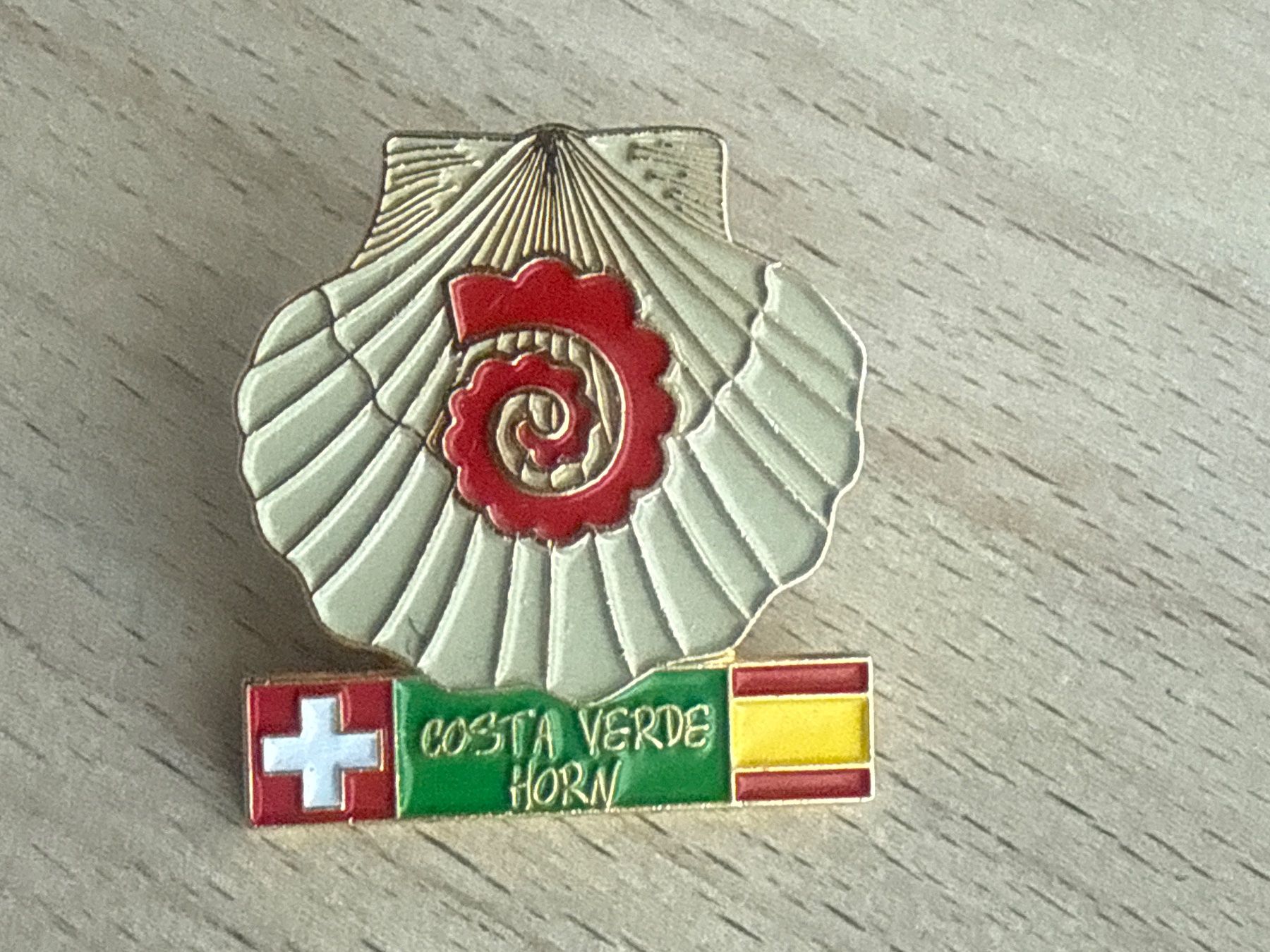 Plaketten & Abzeichen: Pin Costa Verde Horn Schweiz Spanien – Gebraucht aus Glattbrugg von Schweigmatt