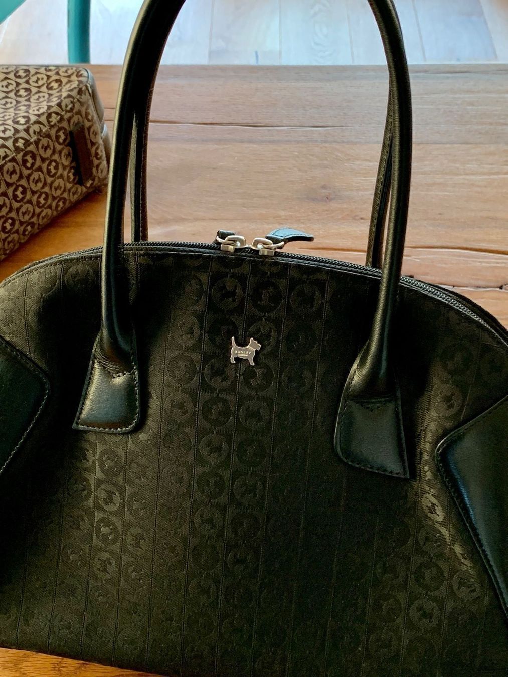Radley Taschen für Damen: Radley London Tasche schwarz – Neu (gemäss Beschreibung) aus Allschwil von Artur15 1