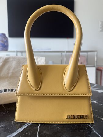 Jacquemus Le Chiquito Moyen Mustard