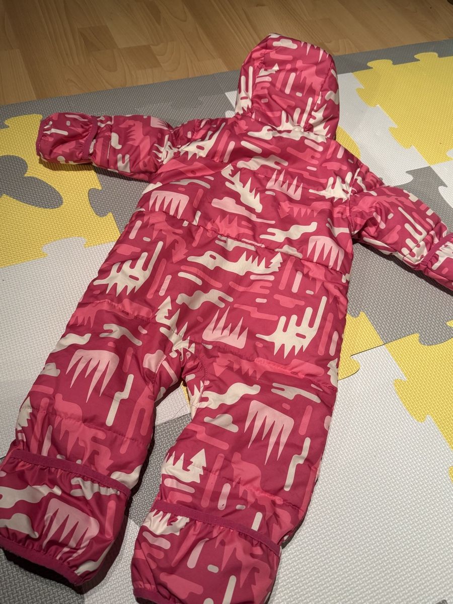 Anzüge: Columbia Snowsuit, Pink/White Pattern, Size 12 Months – Gebraucht aus Uerkheim von yak_5tb7 3