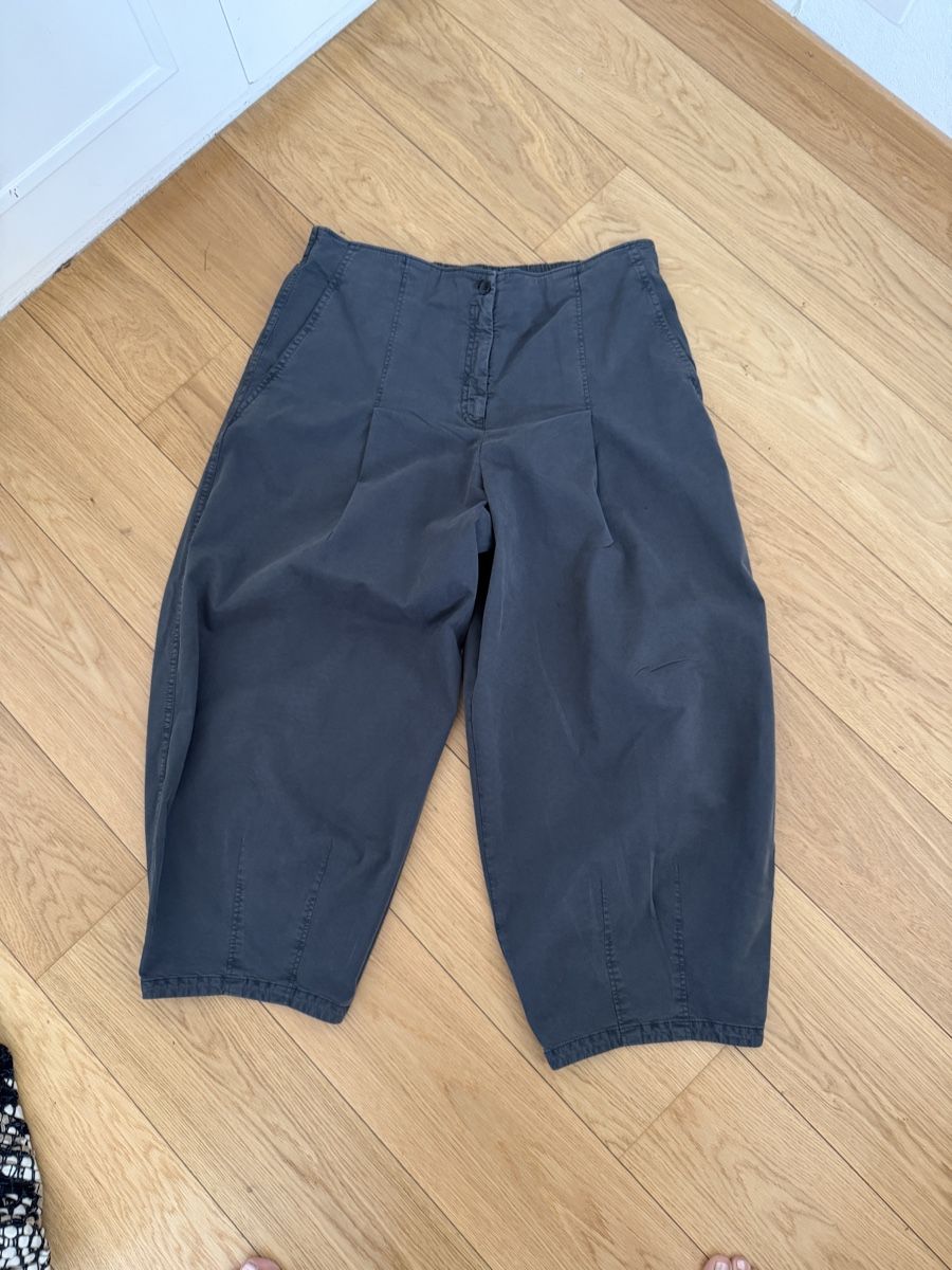 Oska Hosen: Pantalon OSKA gris anthracite T5 état neuf – Gebraucht aus Prangins von Leelou11