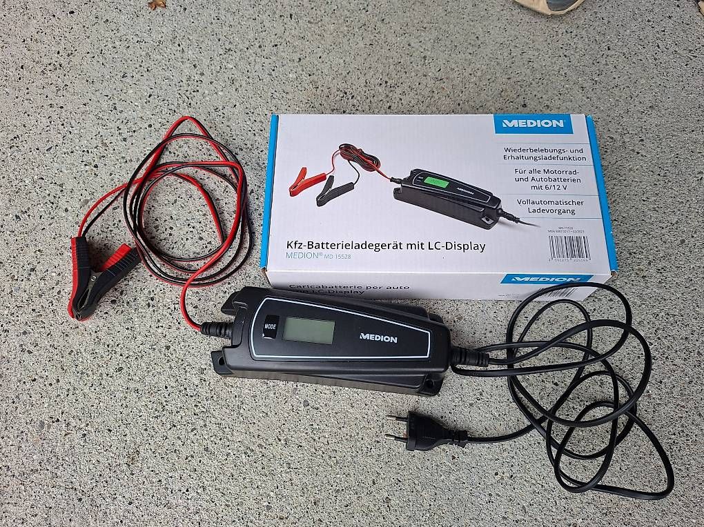 Caricabatterie: Batterieladegerät – Usato da Oberkirch LU venduto da celezi