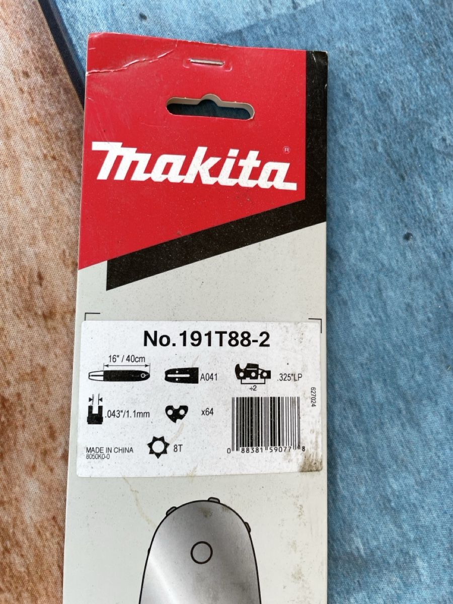 Makita Tutti gli attrezzi: Plateau et chaîne tronçonneuse – Nuovo e nell'imballaggio originale da La Tour / VS venduto da patoye 2