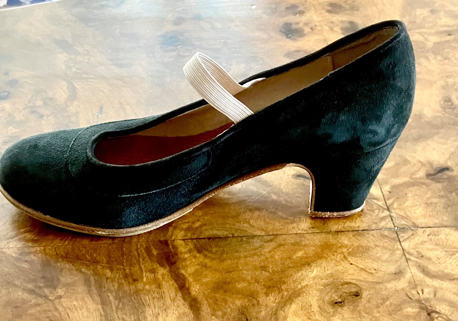 Scarpe da donna: Pumps oder Flamenco-Schuhe Grösse 37-37,5 – Nuovo (secondo la descrizione) da Schaffhausen venduto da NinaRicardo