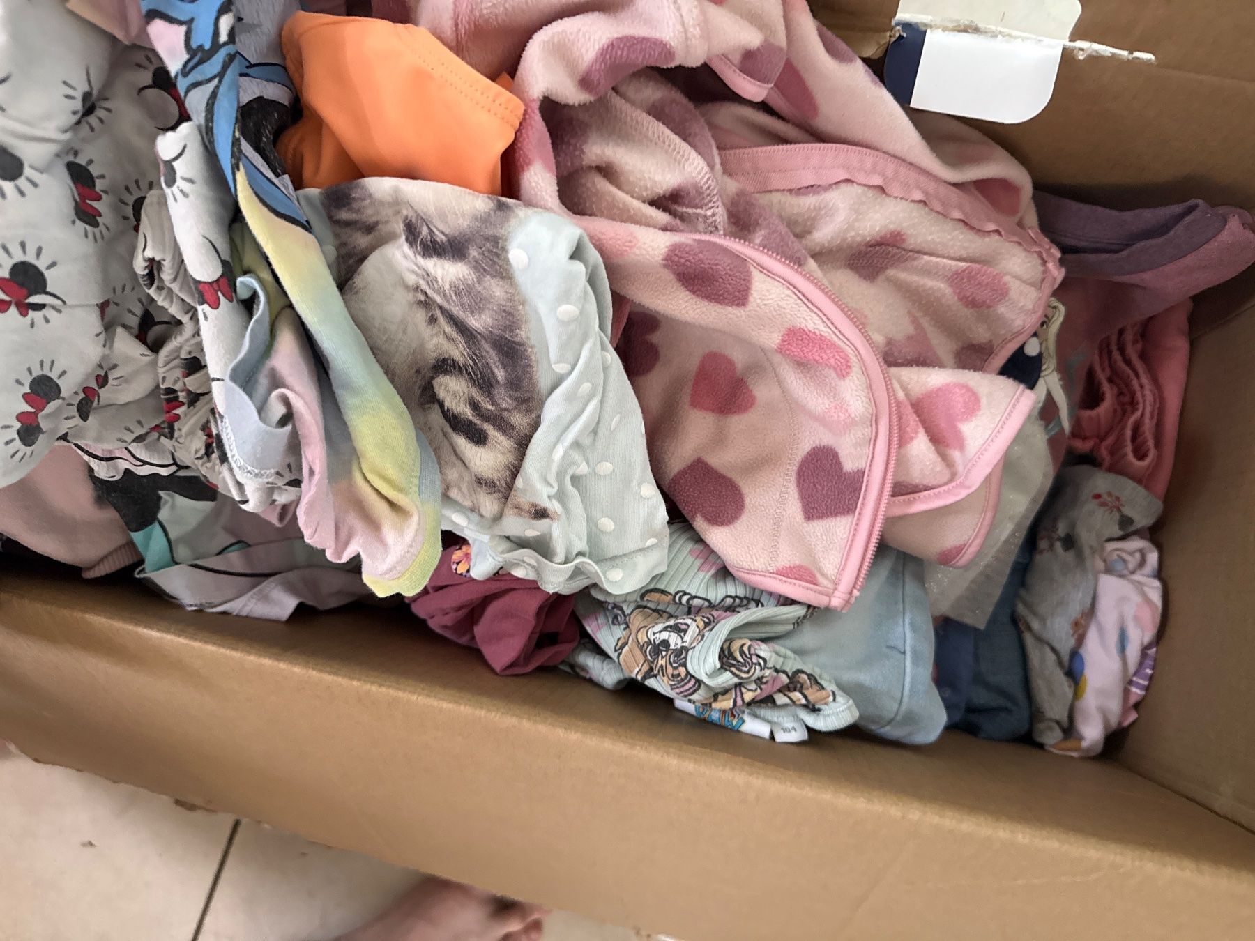 Lotti & Set di vestiti: 98& 98/104 – Usato da Rickenbach Sulz venduto da localara 1