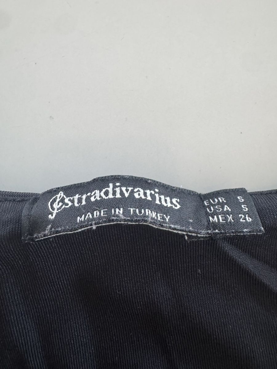 Stradivarius Top: Body schwarz Grösse S Stradivarius – Usato da Arbon venduto da leu_g29t 1