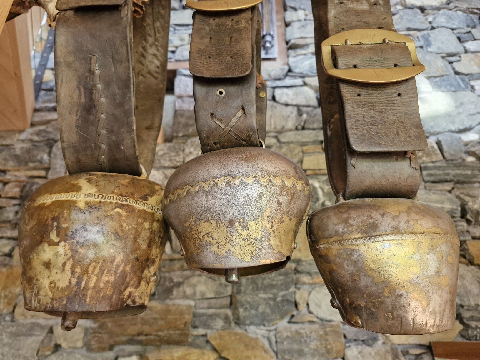 Campanacci mucche: Glocken Treicheln  – Usato da Guarda venduto da rue_bpd7 1