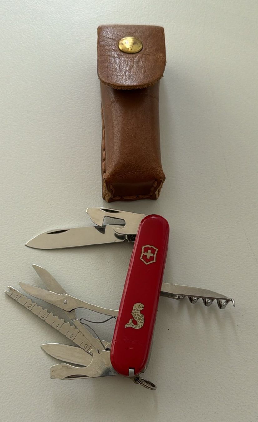 Victorinox Couteaux de poche: VICTORINOX SACKMESSER MIT ETUI – D'occasion à Zürich par Frei-Occasionen 2