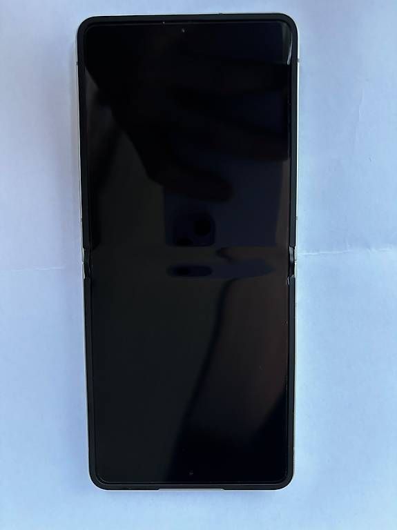 Telefoni cellulari / Smartphones: Samsung Galaxy Z Flip 7 512 GB Mint – Usato da Schötz venduto da Kevin141991 6