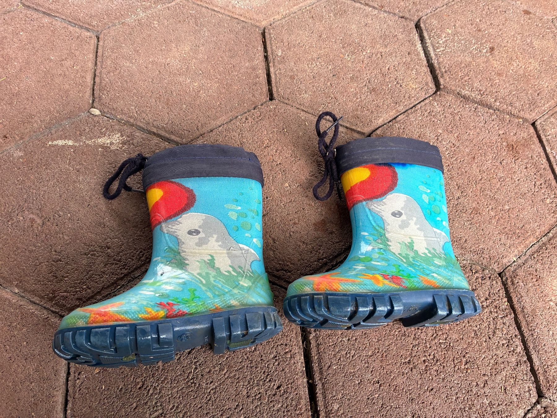Scarpe per ragazzi: Gummistiefel, Gr 23 – Usato da Bättwil venduto da tre_tj9g