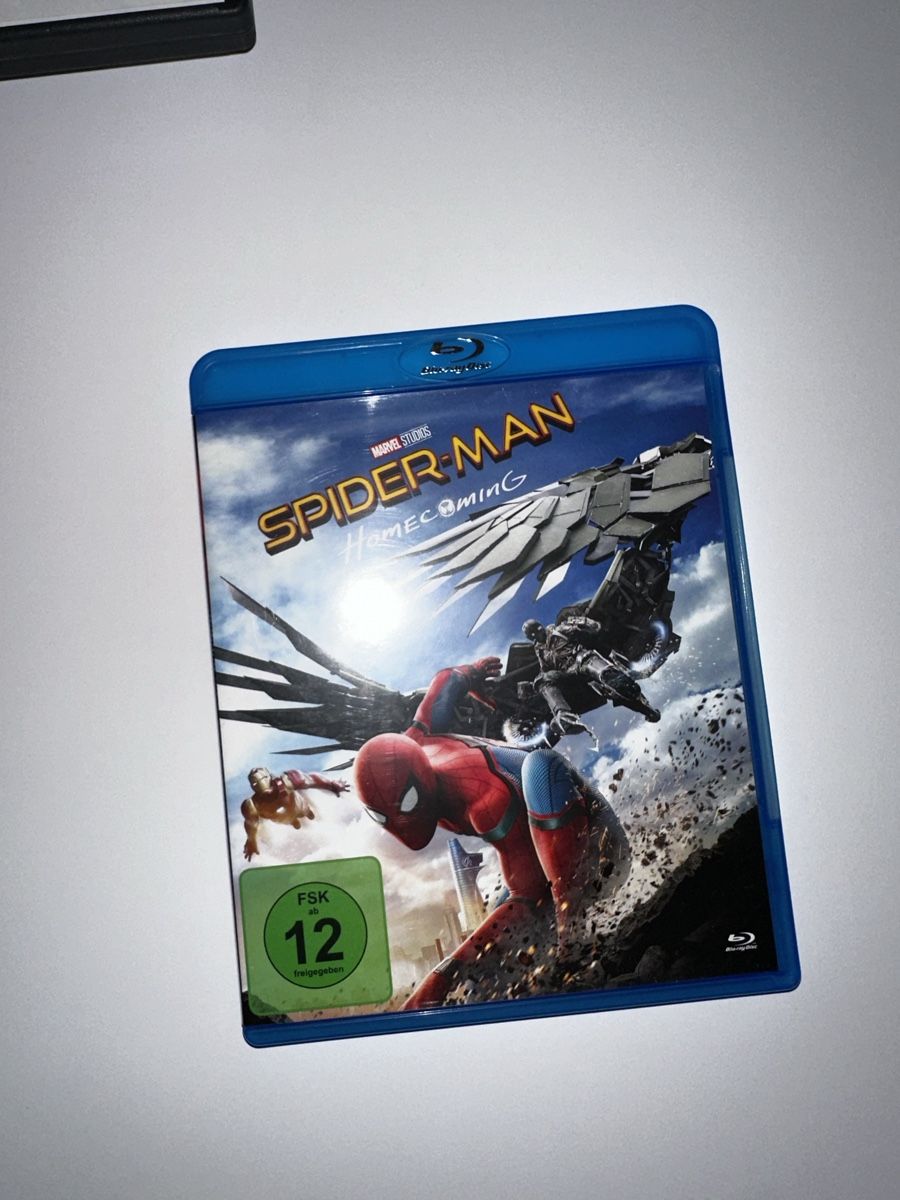 Alle DVDs: Spiderman Home Coming Blue-Ray – Gebraucht aus Bern von XXM38