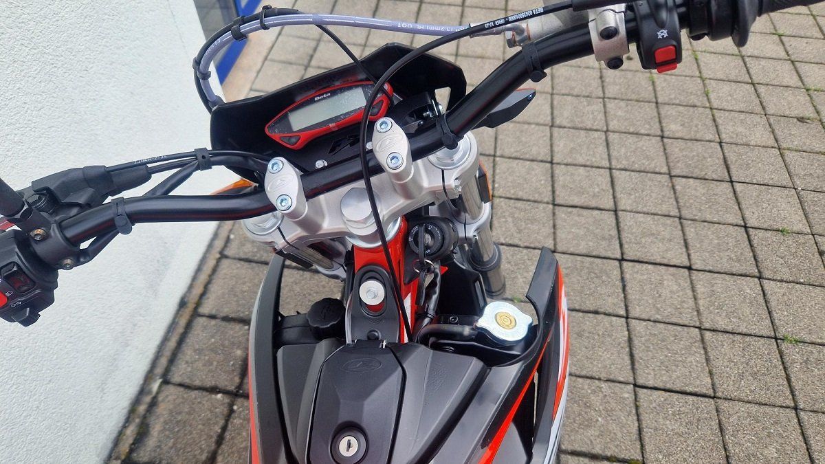 Beta Strada: BETA RR 50 Motard 2-Takt NEU – Nuovo (secondo la descrizione) da Wetzikon ZH venduto da MOFAG-AG 4