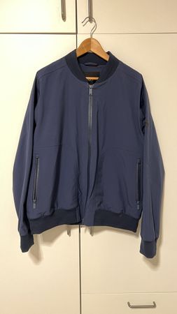 Alpha Tauri Regenjacke