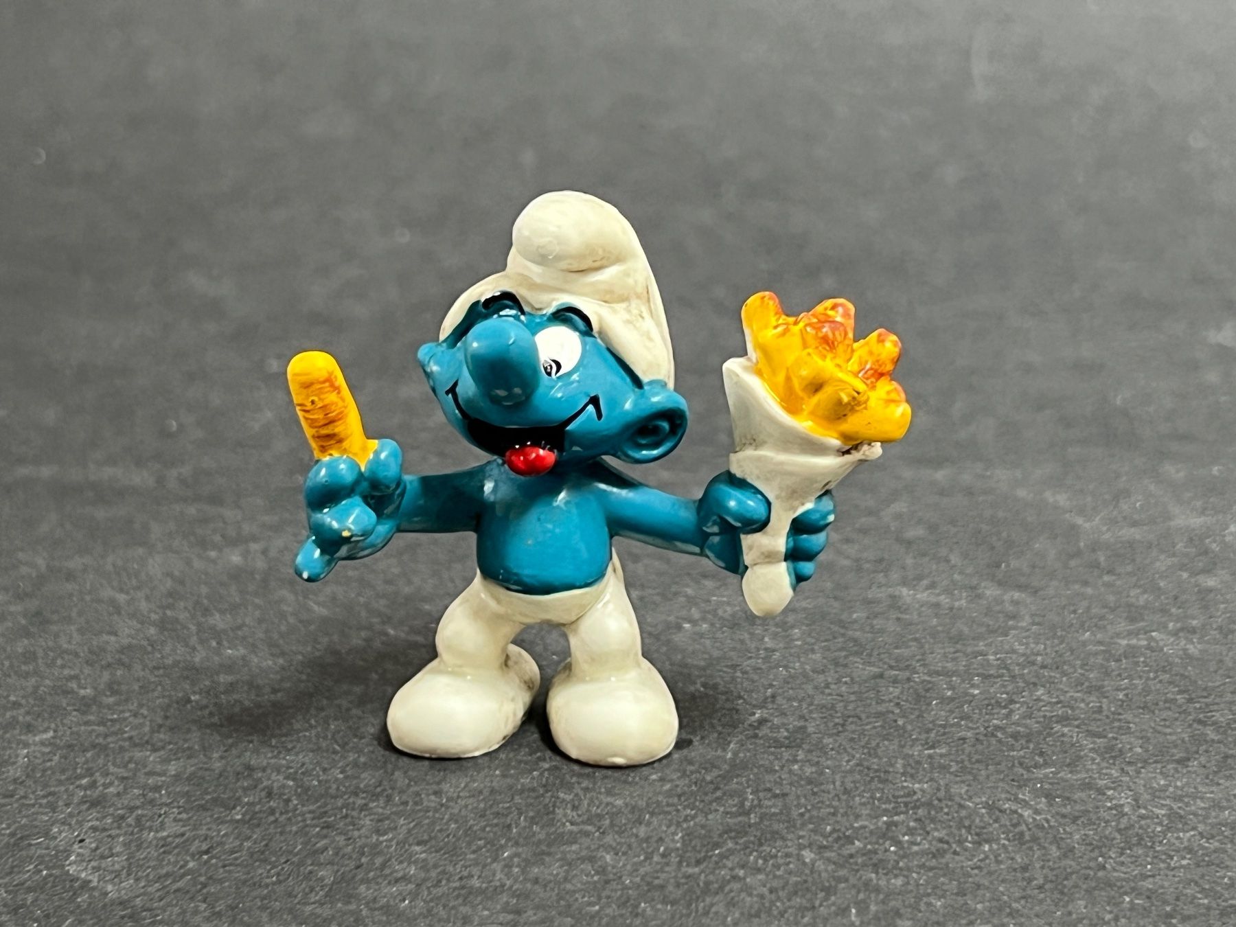 Schleich Statuette: Schleich 20131 Pommes Frites Schlumpf – Usato da Ennetbaden venduto da mapa05