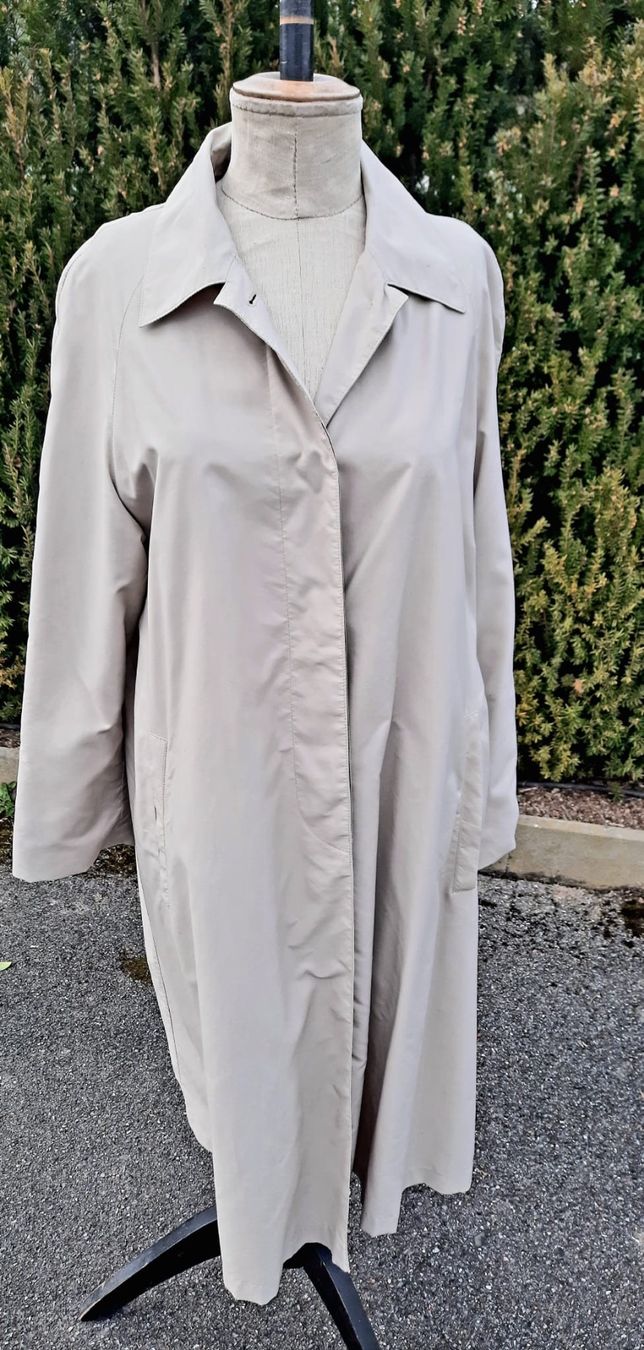 C&A Cappotti: Vintage Trenchcoat Damen von Canda – Usato da Bottmingen venduto da Foernbachertheater