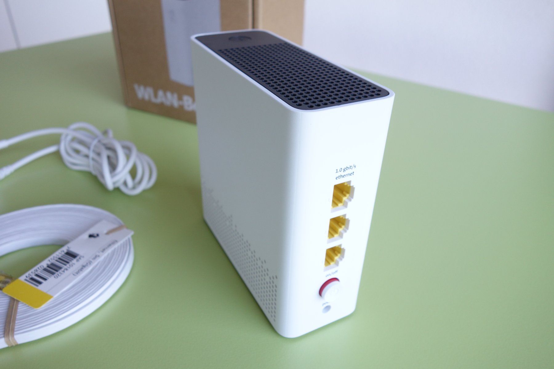 Swisscom Modems & Routeurs: Swisscom WLAN-Box 2 – Défectueux à St. Gallen par 8201 1