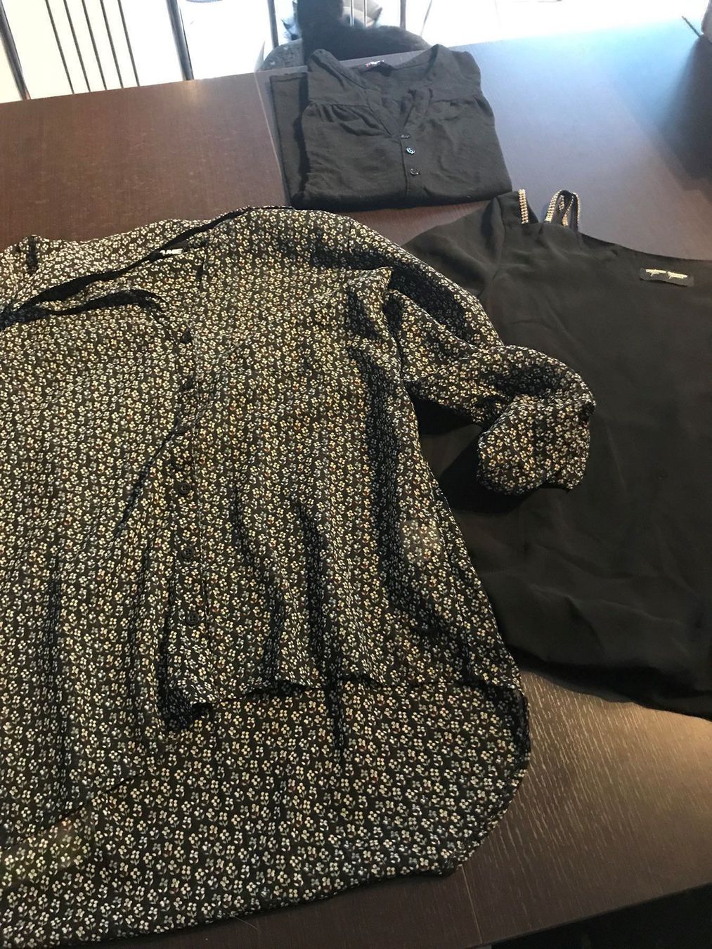 Chemisiers: Lot de pull chemise – Neuf (Voir description) à Domdidier par qatar1973 4