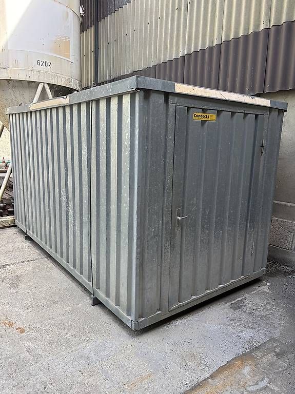 Contenitori edile: Werkzeug-Container – Usato da Unteriberg venduto da Aukver