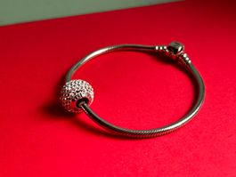 Pandora Armband mit Charm, Silber AVANT PREMIERE