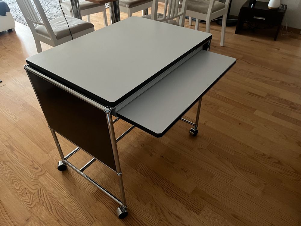 USM Tish/Büro mit Räder (bureau/table USM avec roues) | Kaufen auf Ricardo