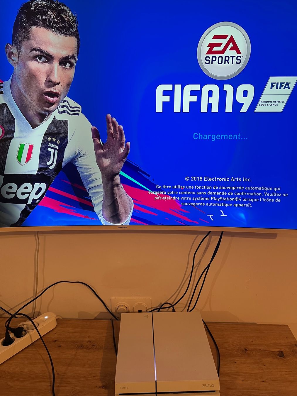 Sony Console: PlayStation 4 F.W 12 mit Strom Kabel + HDMI – Usato da Zürich venduto da T.E.B 6