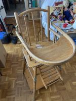 Kinderstuhl umklappbar zu spieltisch