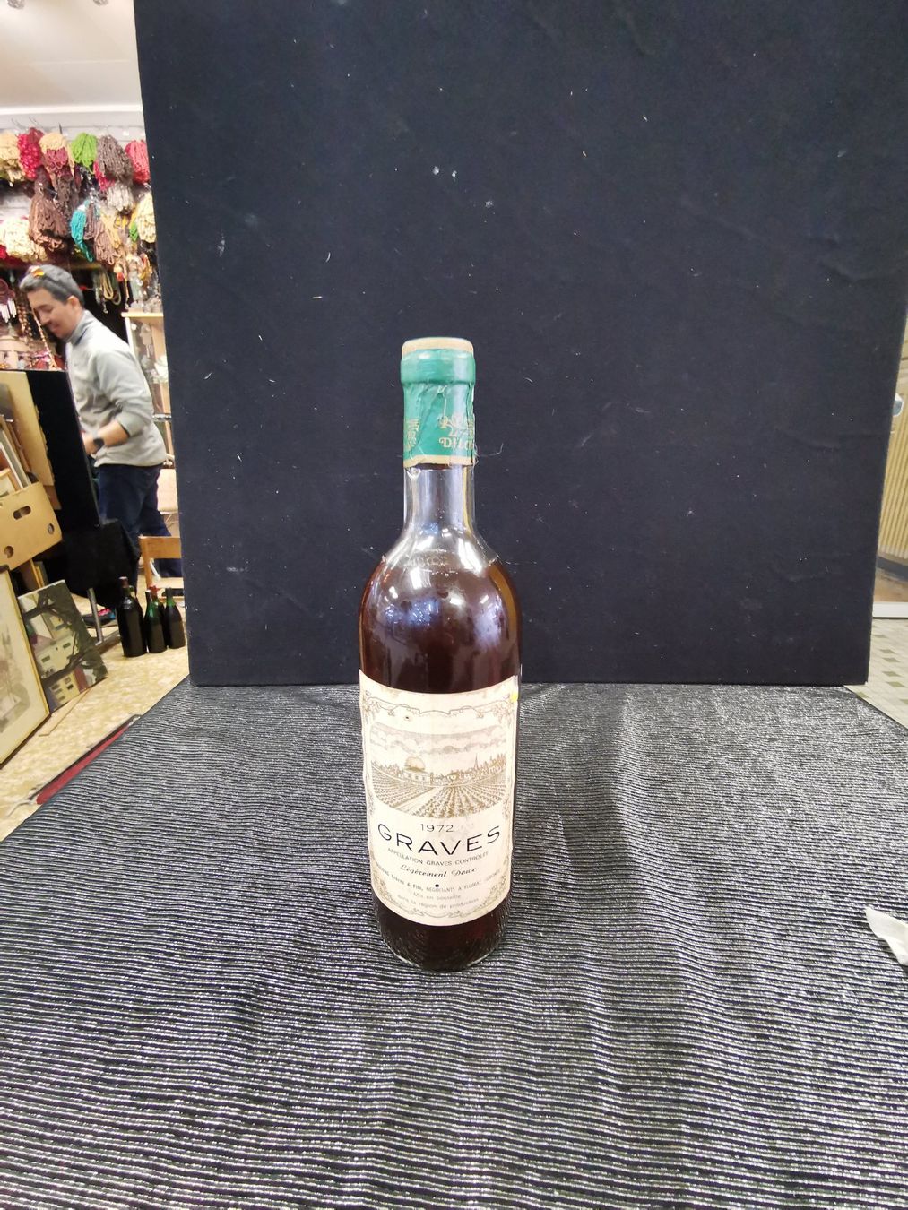 Vino: GRAVES 1972 – Nuovo (secondo la descrizione) da Genève venduto da Leboucheoreilles