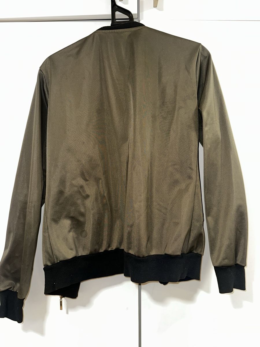 Vestes: Bomber Jacket green Size M Used – D'occasion à Renens VD par ana_rc68 1