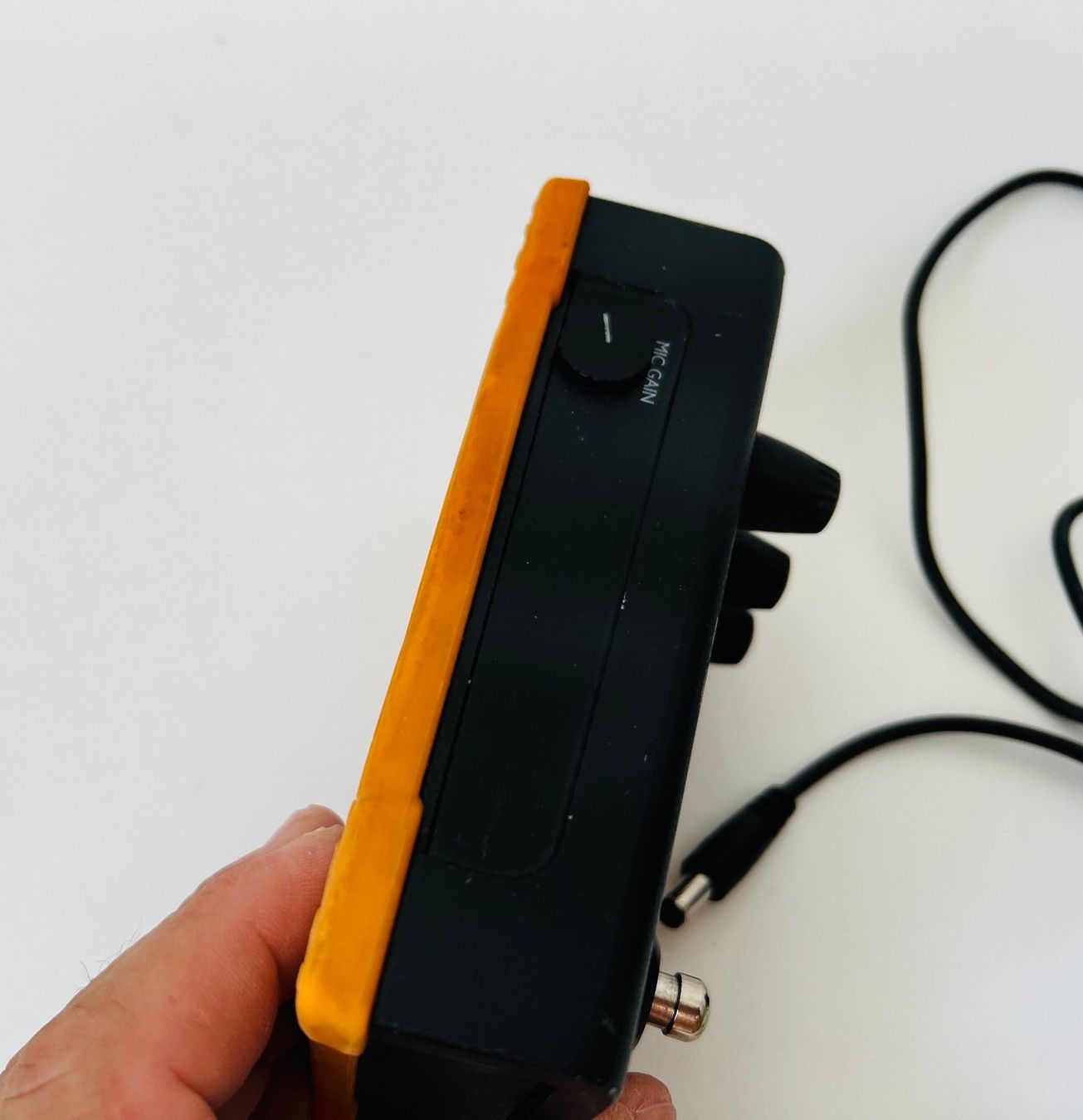 Musikinstrumente: TC-Helicon VoiceTone E1 Echo & Tap Delay, mit Netzteil & OVP – Gebraucht aus Bern von helloliptek 5