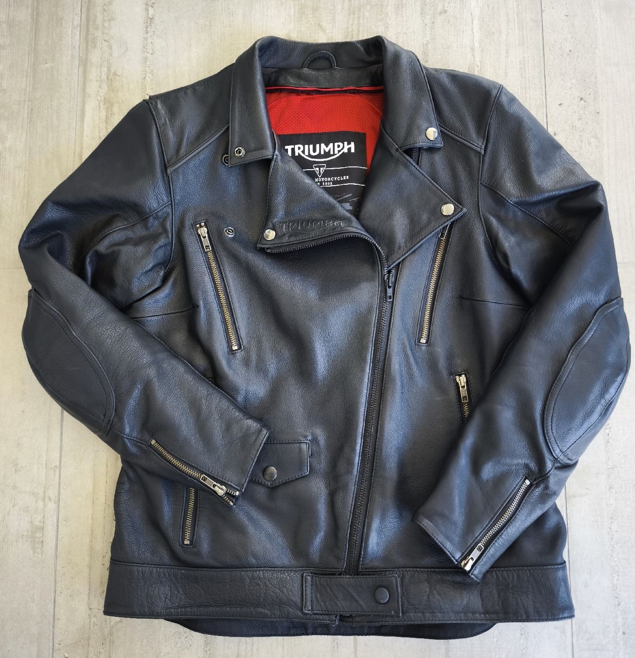 Triumph Giacche: Triumph Damen Lederjacke Gr L – Usato da Unterägeri venduto da fisch67
