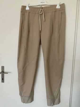 HIGH Tech tolle trendige Hose Gr 42 creme-beige