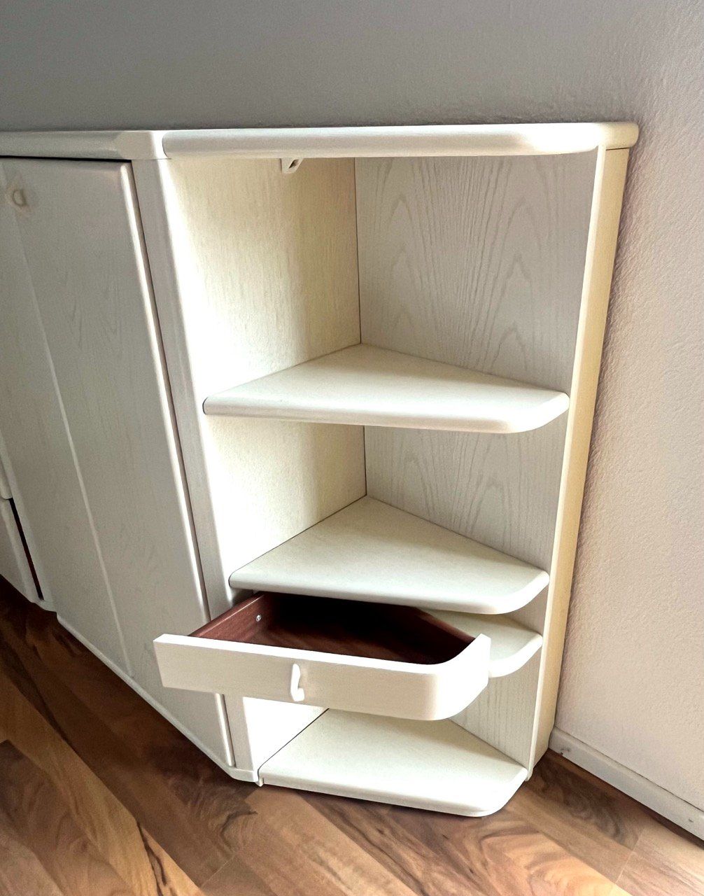 Lits: Schlafzimmer-Einrichtung vollständig – Neuf (Voir description) à Rafz par Flabadip 6