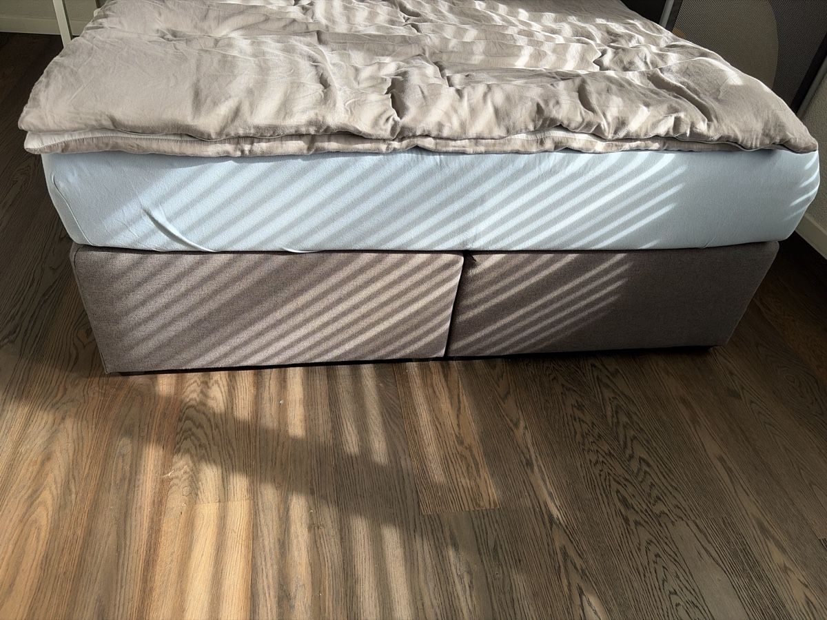 Letti: Doppelbett mit Polsterkopfteil anthrazit – Usato da Ostermundigen venduto da BestPrice_3072 1