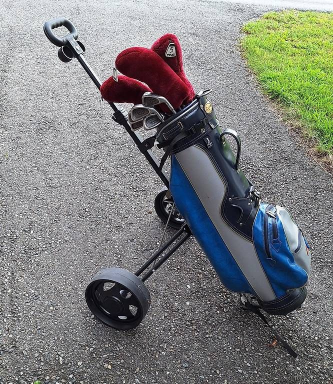 Schläger & Sets: Lady's Golfset für Anfänger – Gebraucht aus Grabserberg von Sahara947