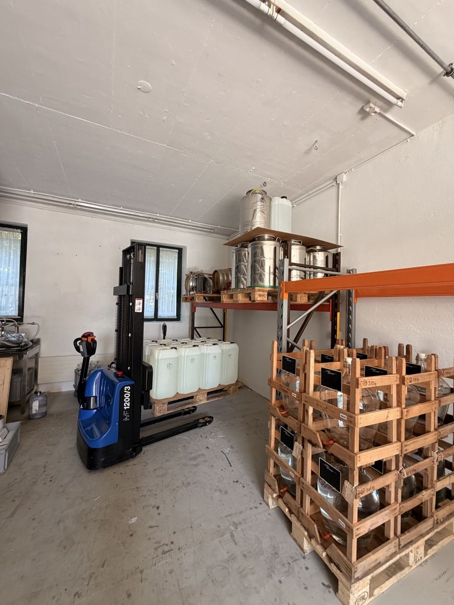 Scaffali: Hochregal - Palettenregl – Nuovo (secondo la descrizione) da St. Gallen venduto da Travelbeef01 1