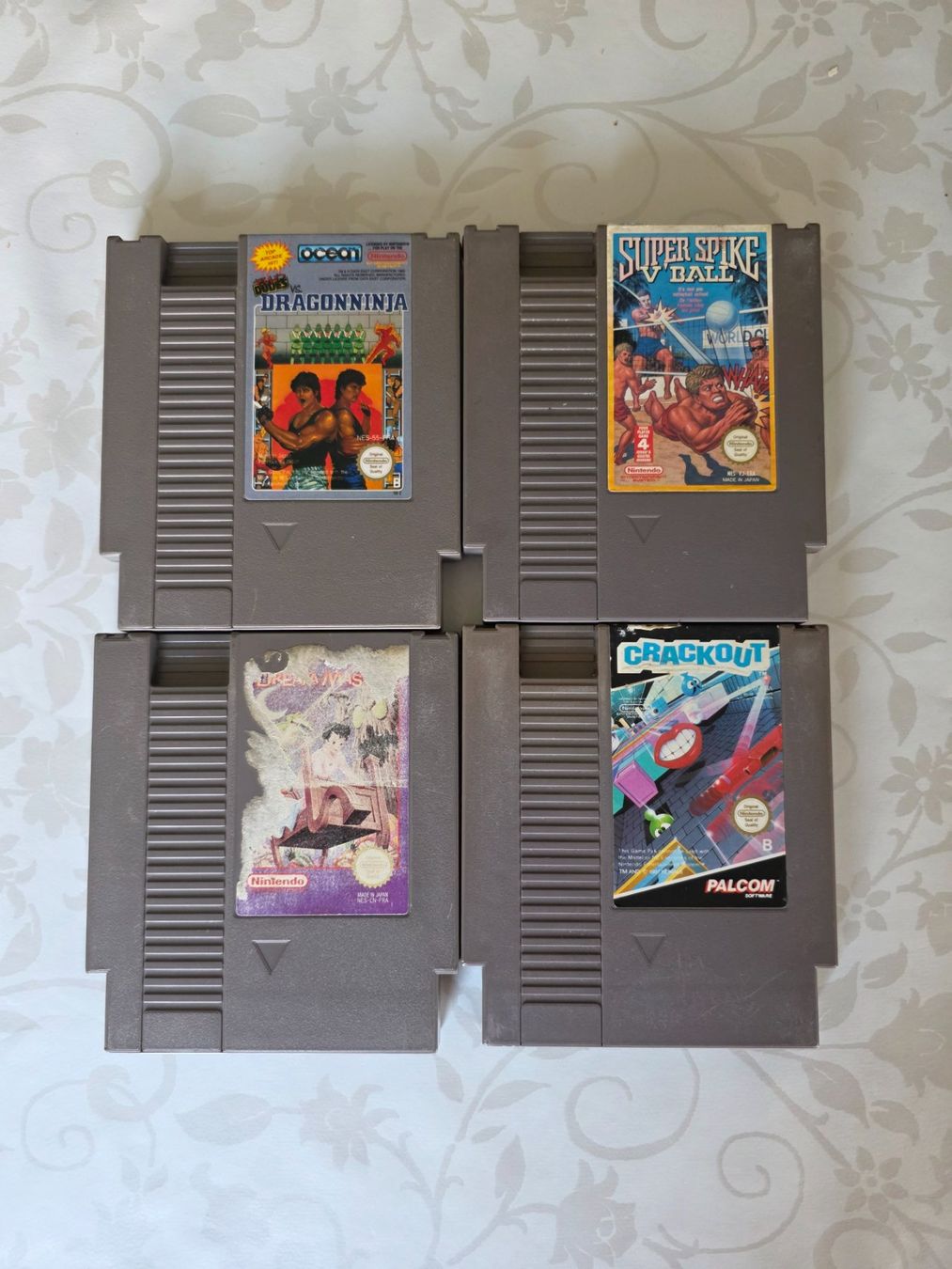 Nintendo Giochi: Lot 4 Jeux originaux Nintendo NES – Usato da Genève venduto da luc_qhh2