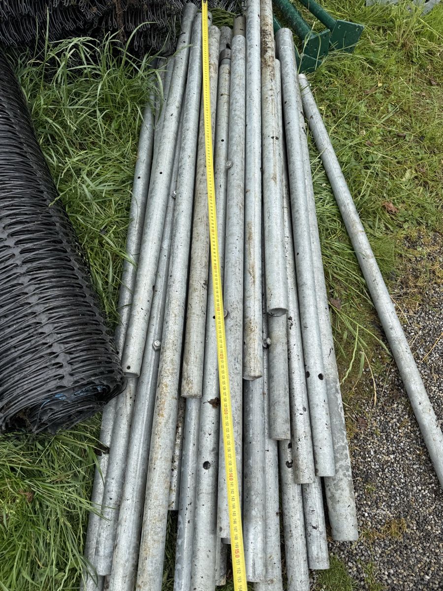 Recinzioni: Verschiede Pfosten und Stangen – Usato da Oftringen venduto da sar_5sgb 1