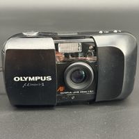 Olympus Mju-1 35mm f/3.5 argentique compact