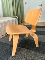 Eames Plywood group Loungechair